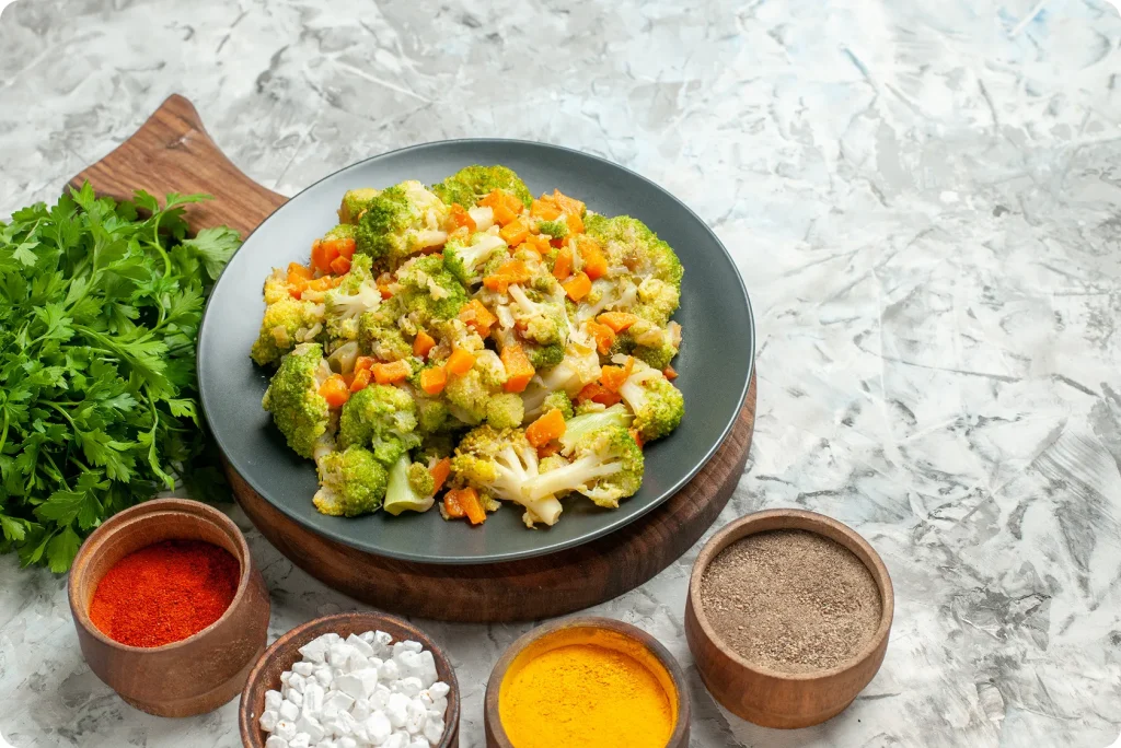 Veggie omelette supporting keto diet for beginners and ketogenic diet food list.